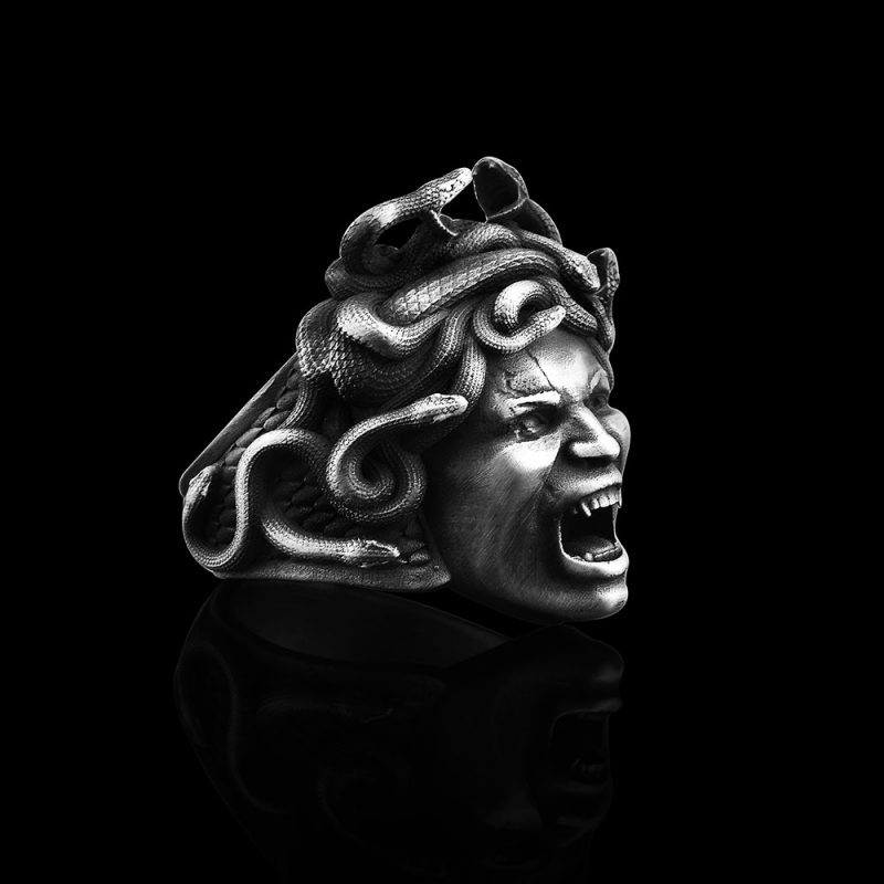 Gorgon Medusa Yüzük