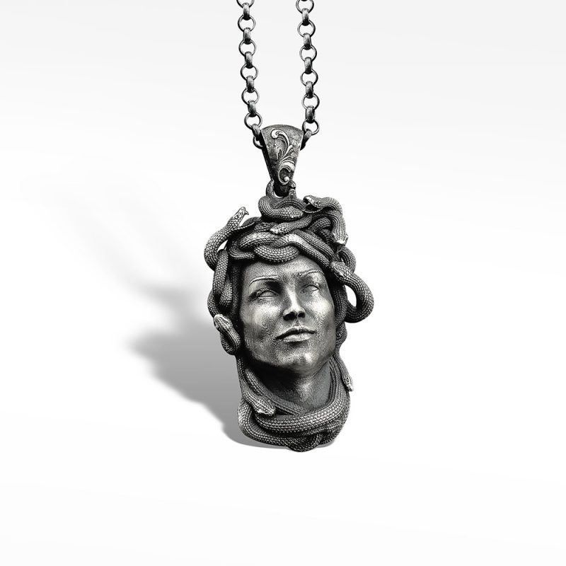 Medusa Kolye