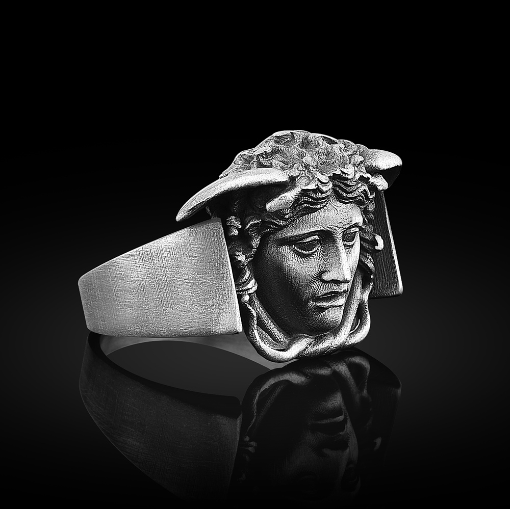 Gorgon Medusa Yüzük